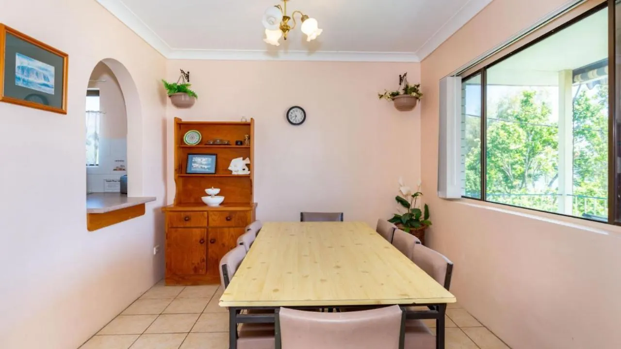 Water Views - Top Floor -Clearview Apartments South Esp, Bongaree 別荘